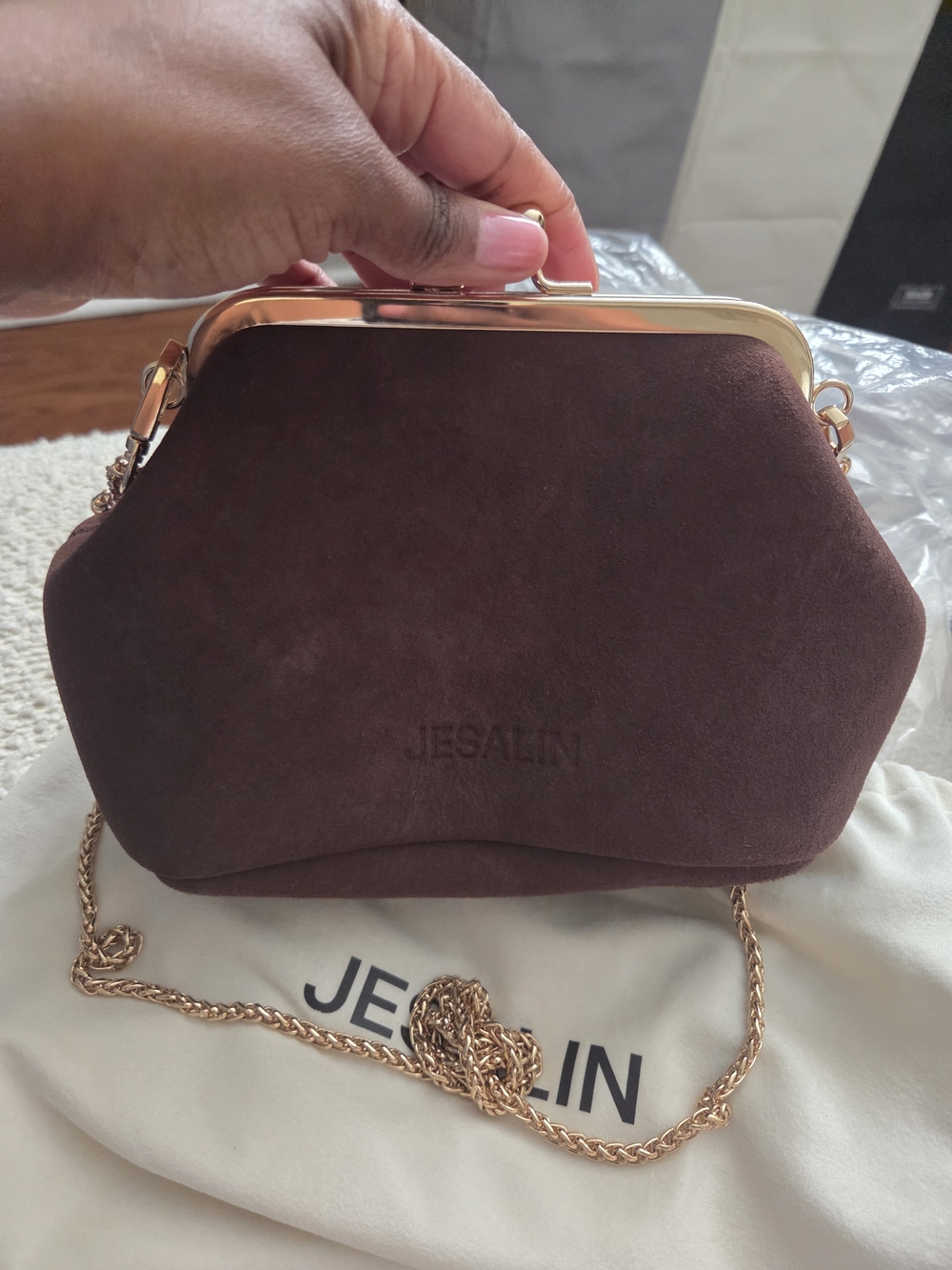 JESALIN SETTE PETITO.  100% SUEDE CHOCOLATE BROWN